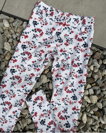 Legíny dětské Petit Bateau bílé s květinkami